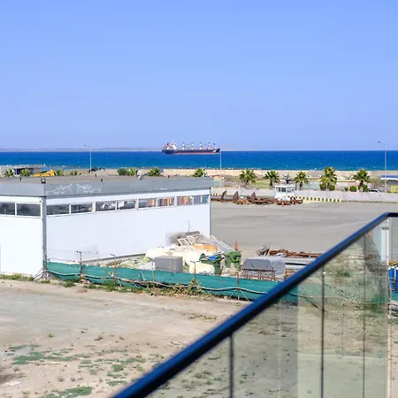 Artemis 205 - Seaside Stories Livadhia