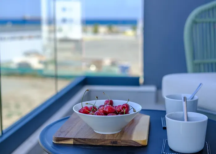 Artemis 205 - Seaside Stories Livadhia