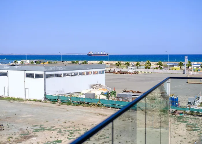 Artemis 205 - Seaside Stories Livadhia